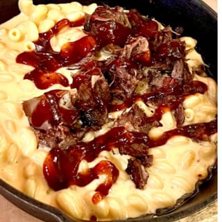 Smoked Brisket Mac Brunch